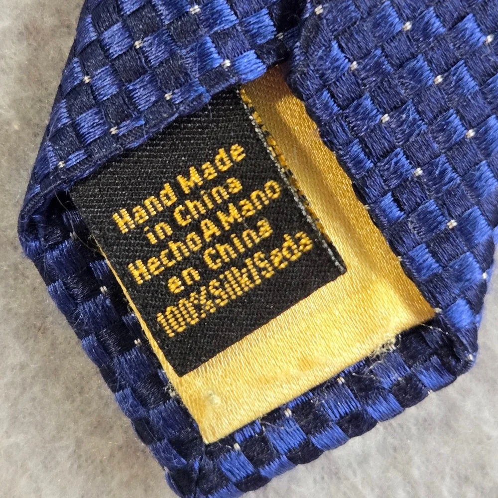 Donald J. Trump Necktie Mens OS Blue Woven Silk Signature Collection Geometric